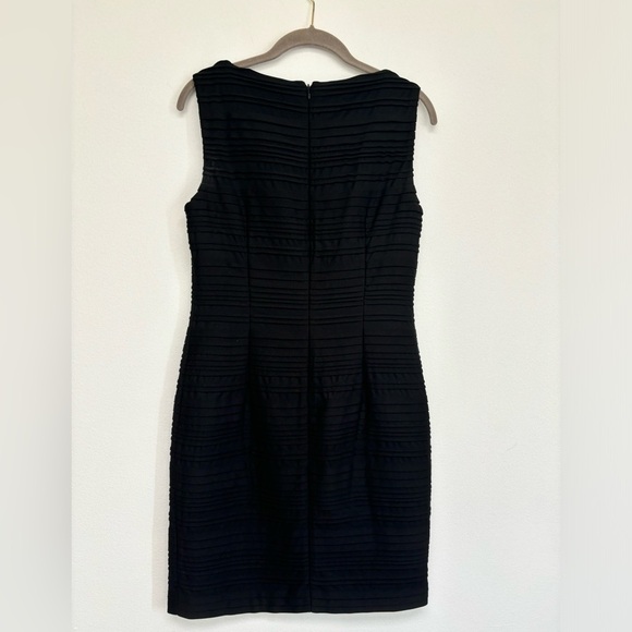Calvin Klein Sleeveless Black Sheath Short Dress women’s size 6 - Picture 6 of 9